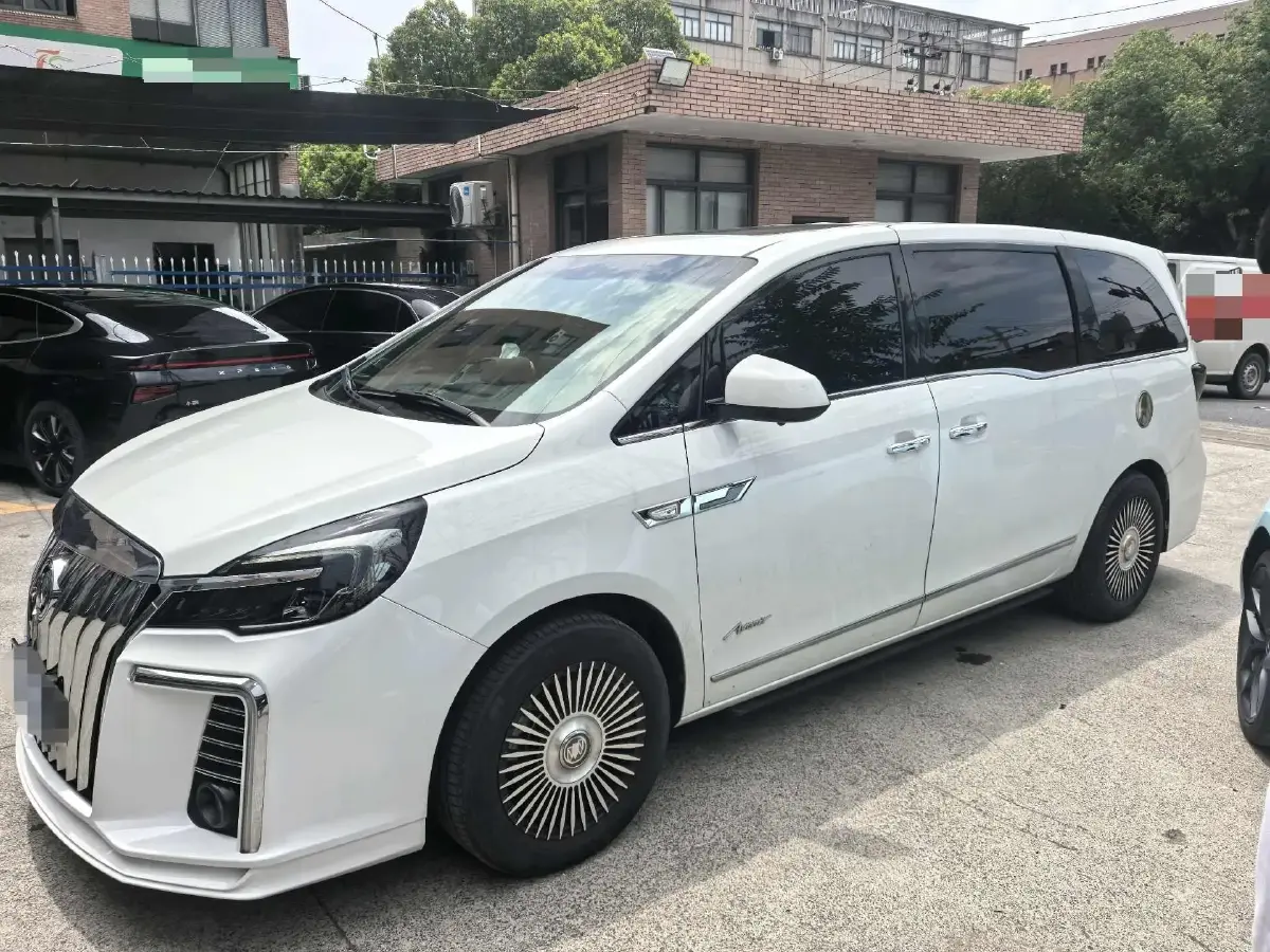 2022 Buick GL8 2.0T 237HP L4 9AT
