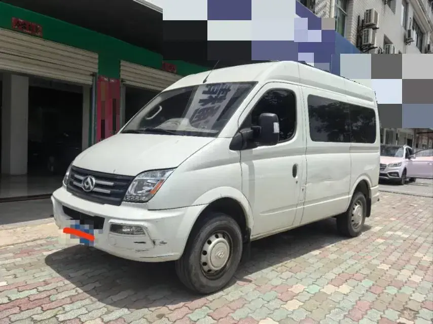 2021 MAXUS XinTu V80 2.0T 127HP L4 6MT