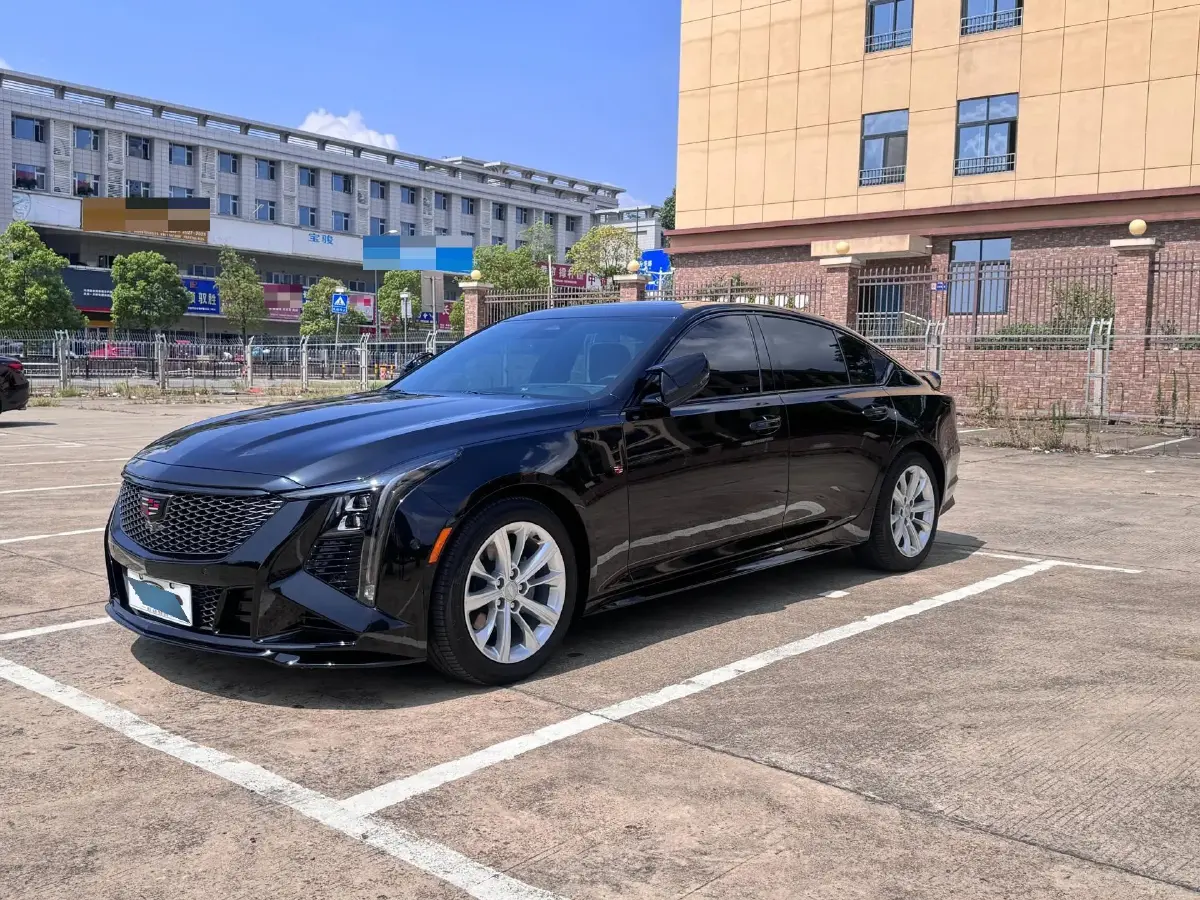2024 Cadillac CT5 2.0T 237HP L4 10AT