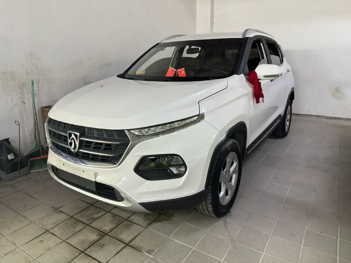 2017 BaoJun 510 1.5L 112HP L4 6MT