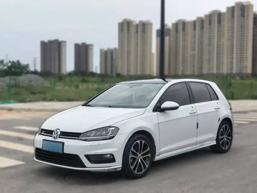 2017 Volkswagen Golf 1.4T 150HP L4 7DCT