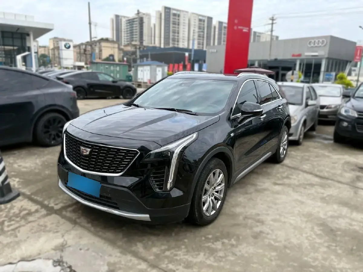 2022 Cadillac XT4 2.0T 237HP L4 9AT