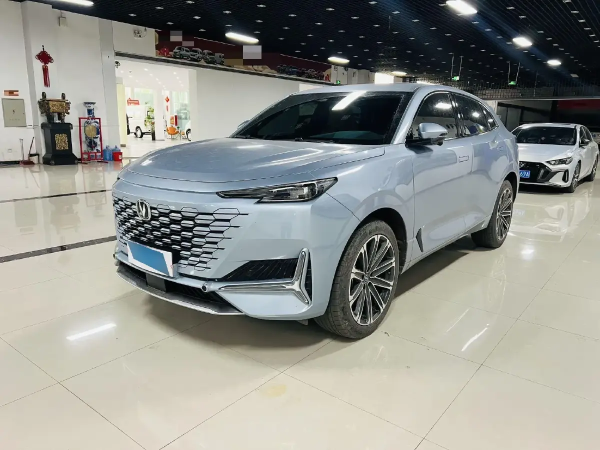 2021 ChangAn UNI-K 2.0T 233HP L4 8AT