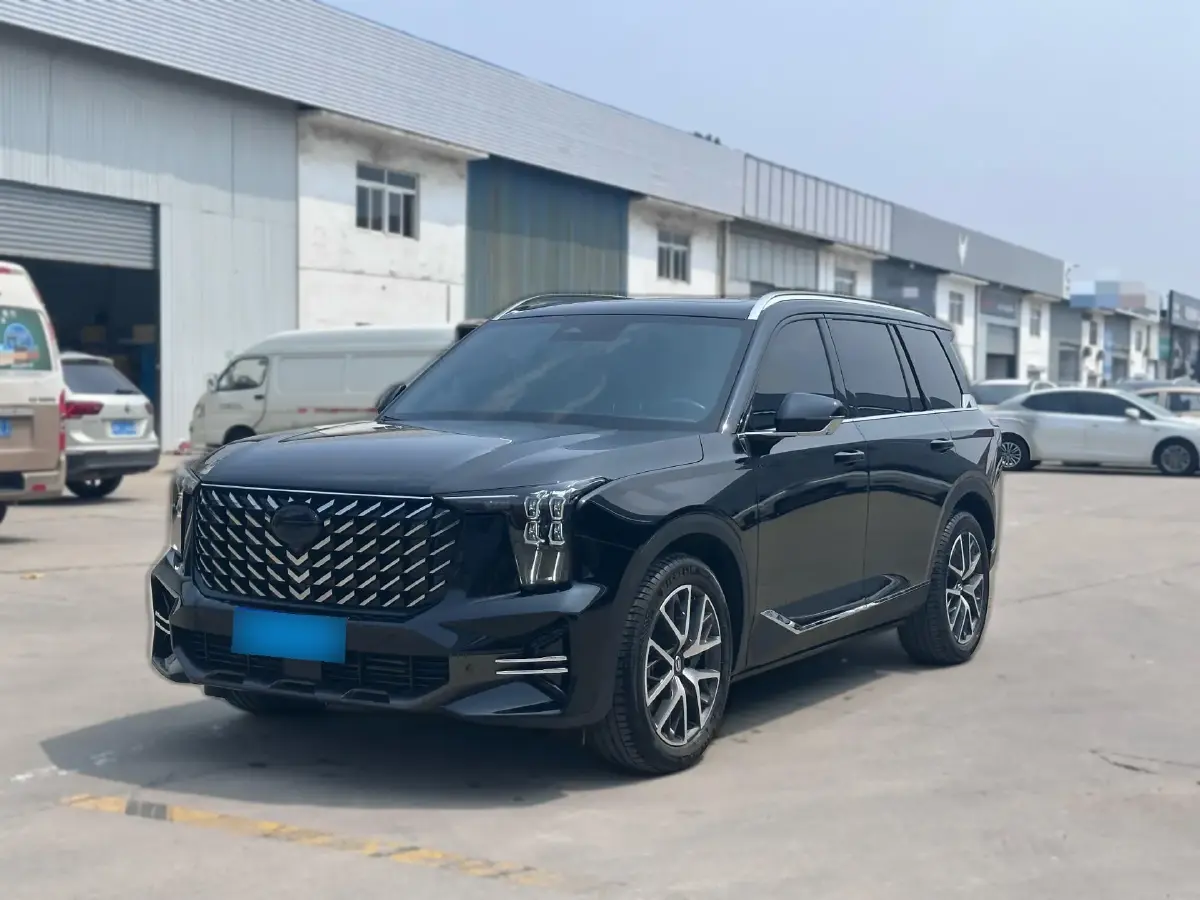 2022 GAC Trumpchi GS8 2.0T 252HP L4 8AT