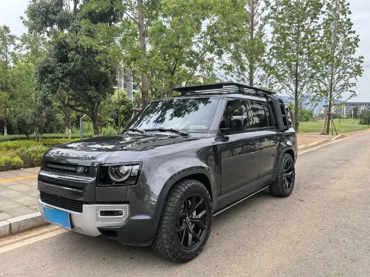 2023 Land Rover Defender 3.0T 400HP L6 8AT