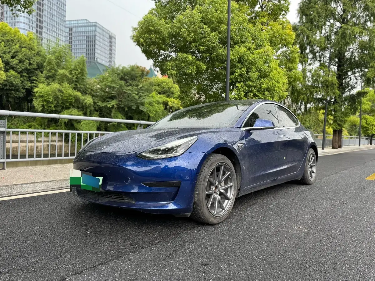 2020 Tesla Model 3 BEV 52KWH
