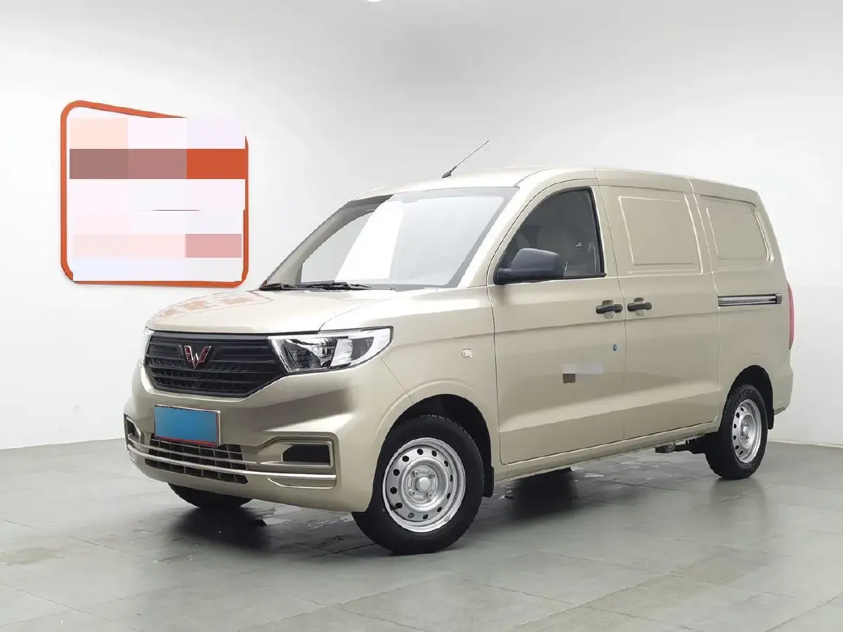 2022 WuLing HongGuang V 1.5L 99HP L4 6MT