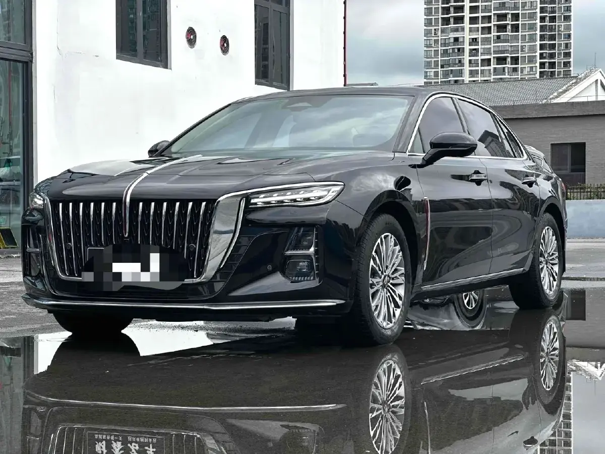 2023 HongQi H5 2.0T 224HP L4 8AT