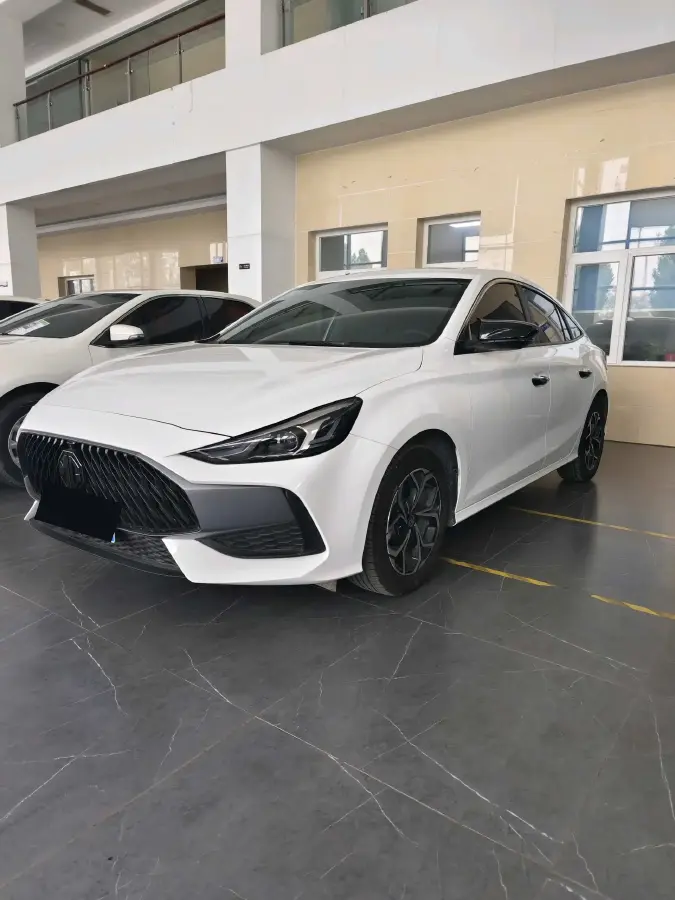 2023 MG 5 1.5L 129HP L4 5MT