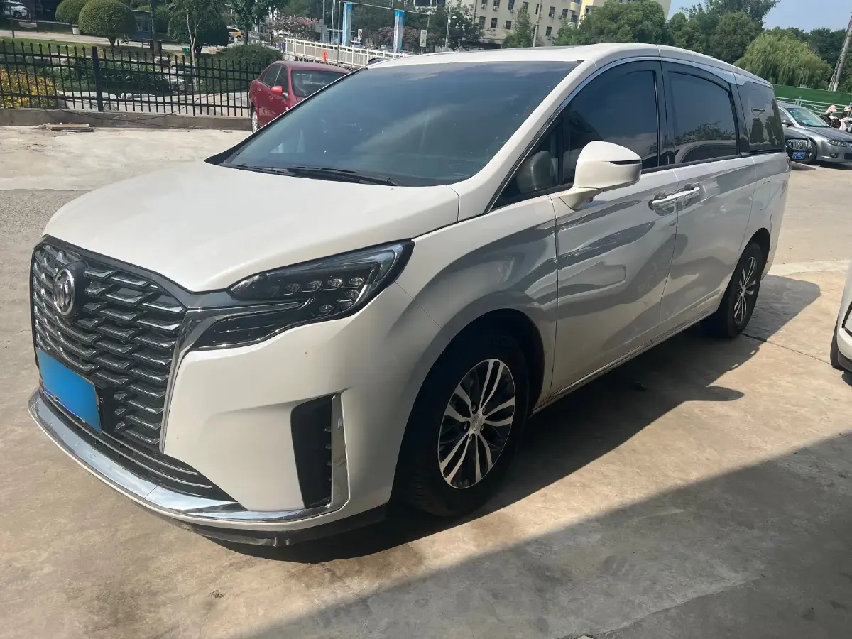 2022 Buick GL8 2.0T 237HP L4 9AT