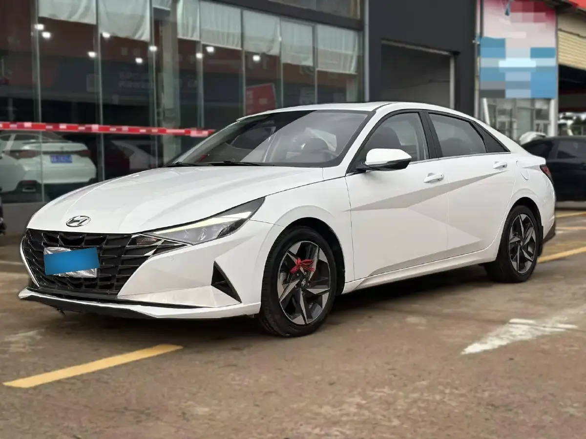 2021 Hyundai Elantra 1.5L 115HP L4 CVT