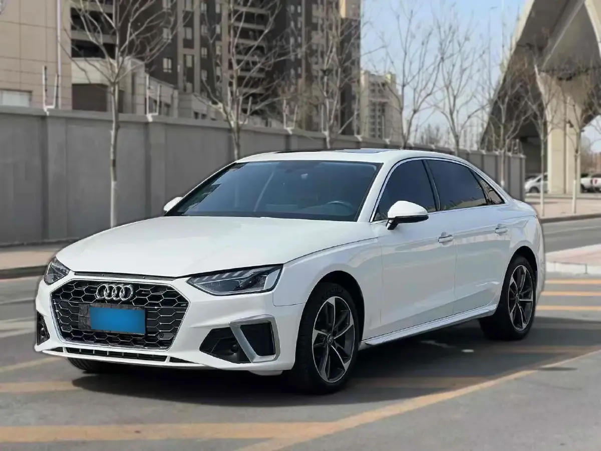 2020 Audi A4L 2.0T 190HP L4 7DCT