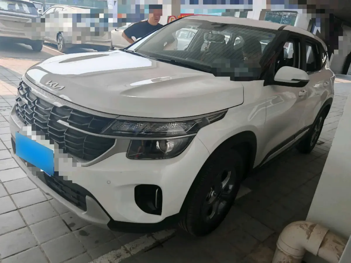 2023 Kia Seltos 1.5L 115HP L4 CVT