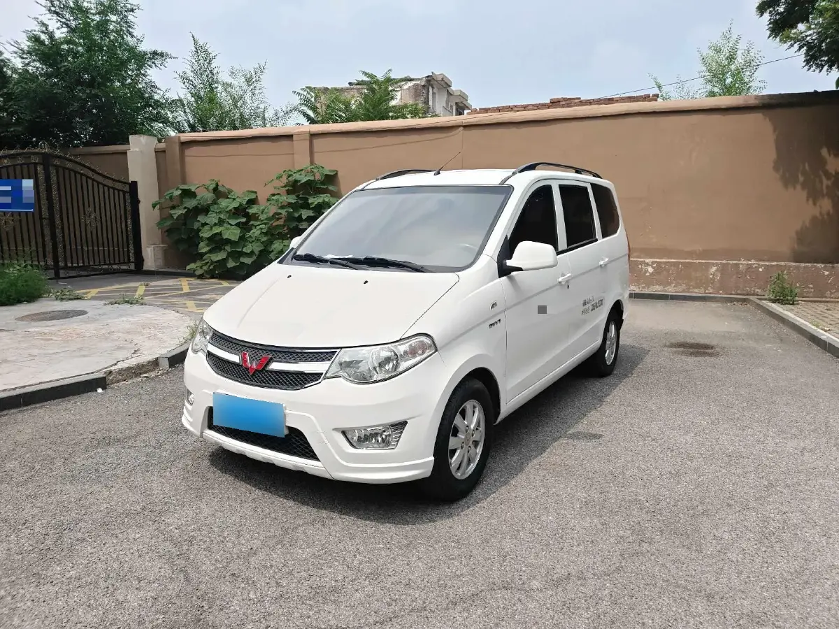 2016 WuLing HongGuang 1.5L 112HP L4 5MT