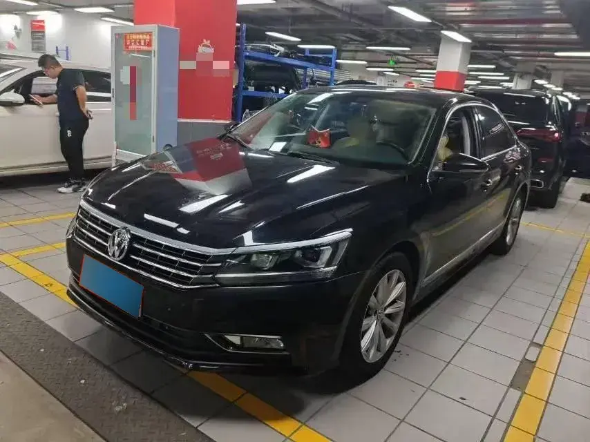 2017 Volkswagen Passat 1.8T 180HP L4 7DCT