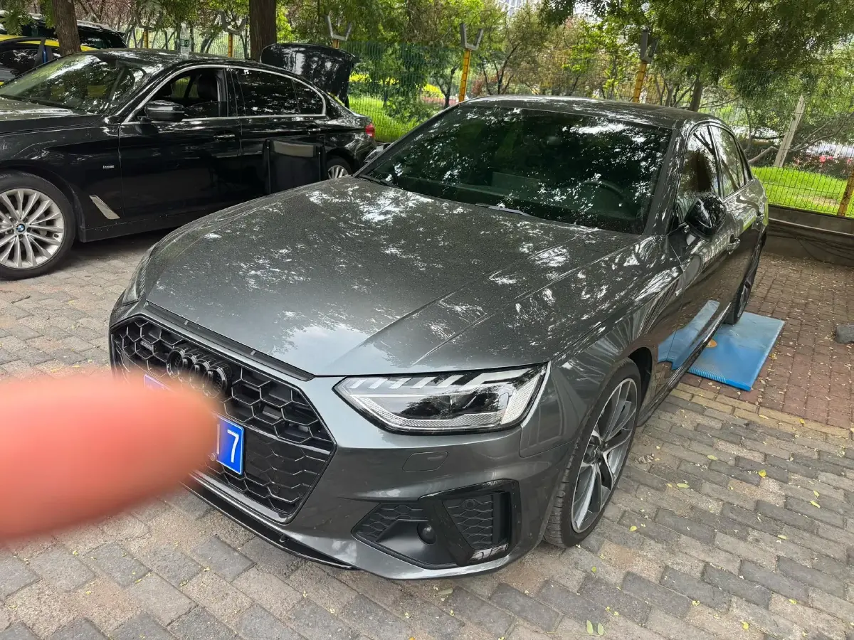 2023 Audi A4L 2.0T 190HP L4 7DCT