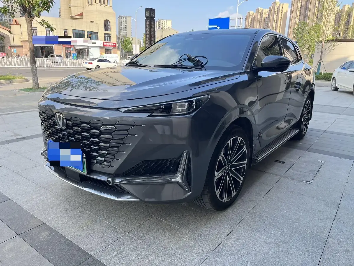 2023 ChangAn UNI-K iDD 1.5T 170HP L4 6TCT PHEV 28.39KWH