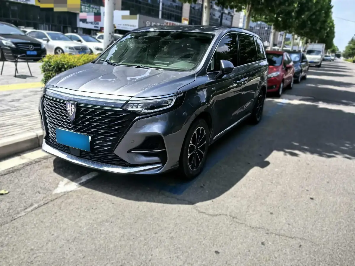 2022 Roewe iMAX8 2.0T 234HP L4 8AT