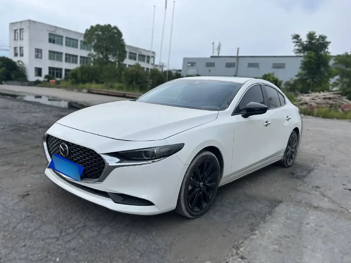 2023 Mazda 3 Axela 2.0L 158HP L4 6AT
