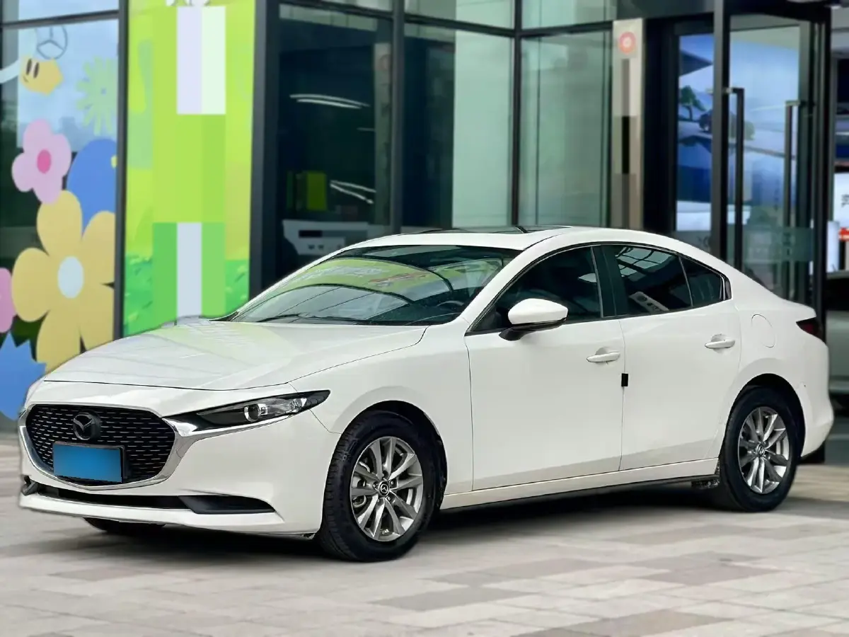 2020 Mazda 3 Axela 1.5L 117HP L4 6AT
