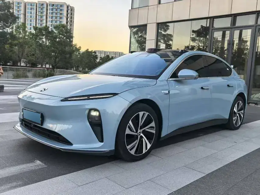 2023 NIO ET5T BEV 75KWH