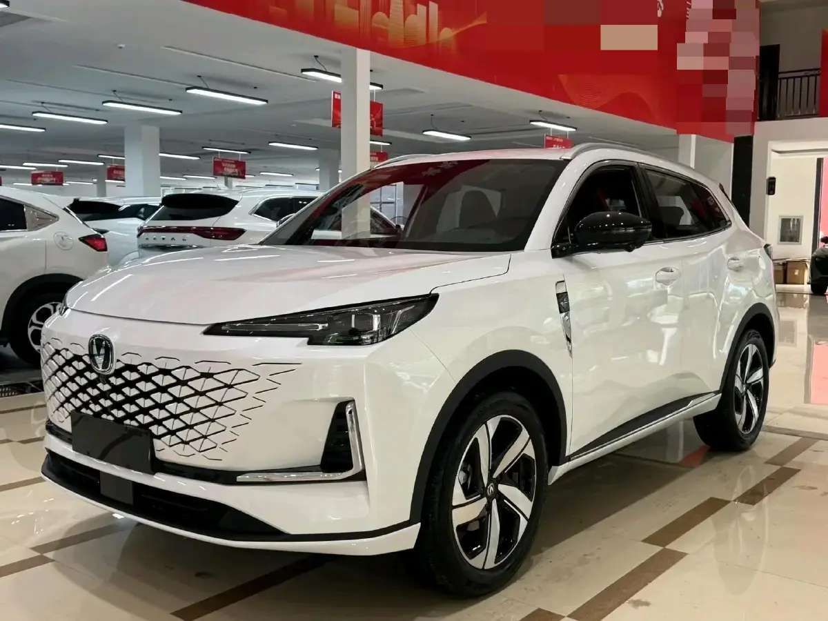 2024 ChangAn CS55 Plus 1.5T 188HP L4 7DCT 2024 ChangAn CS55 Plus 1.5T 188HP L4 7DCT