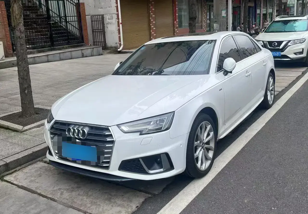 2019 Audi A4L 2.0T 190HP L4 7DCT