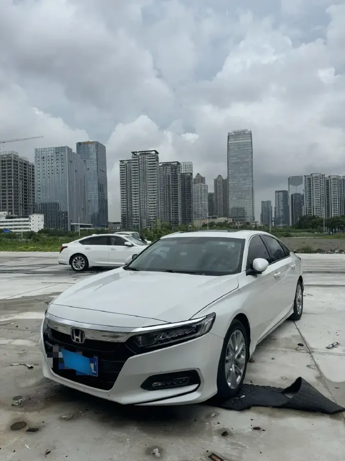 2018 Honda Accord 1.5T 194HP L4 CVT