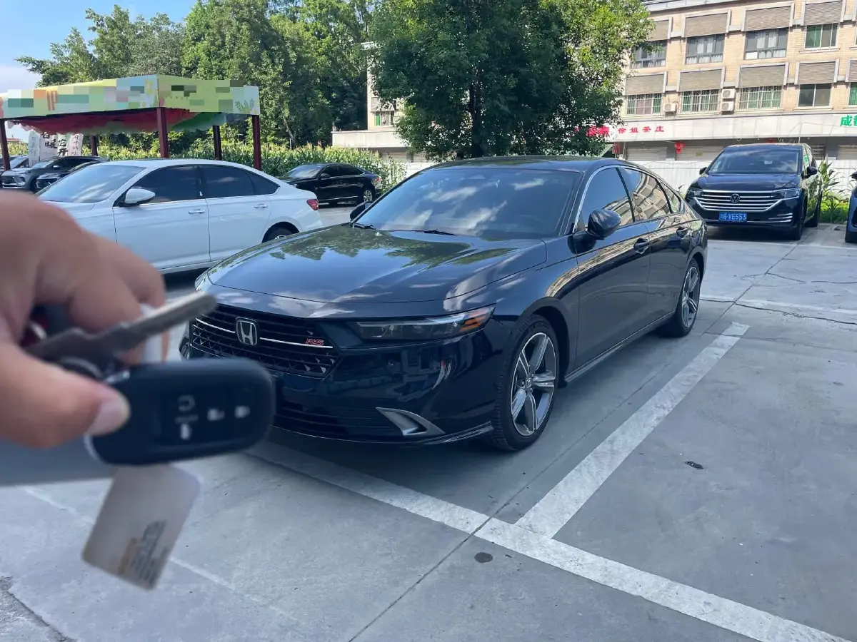 2023 Honda Accord 1.5T 192HP L4 CVT