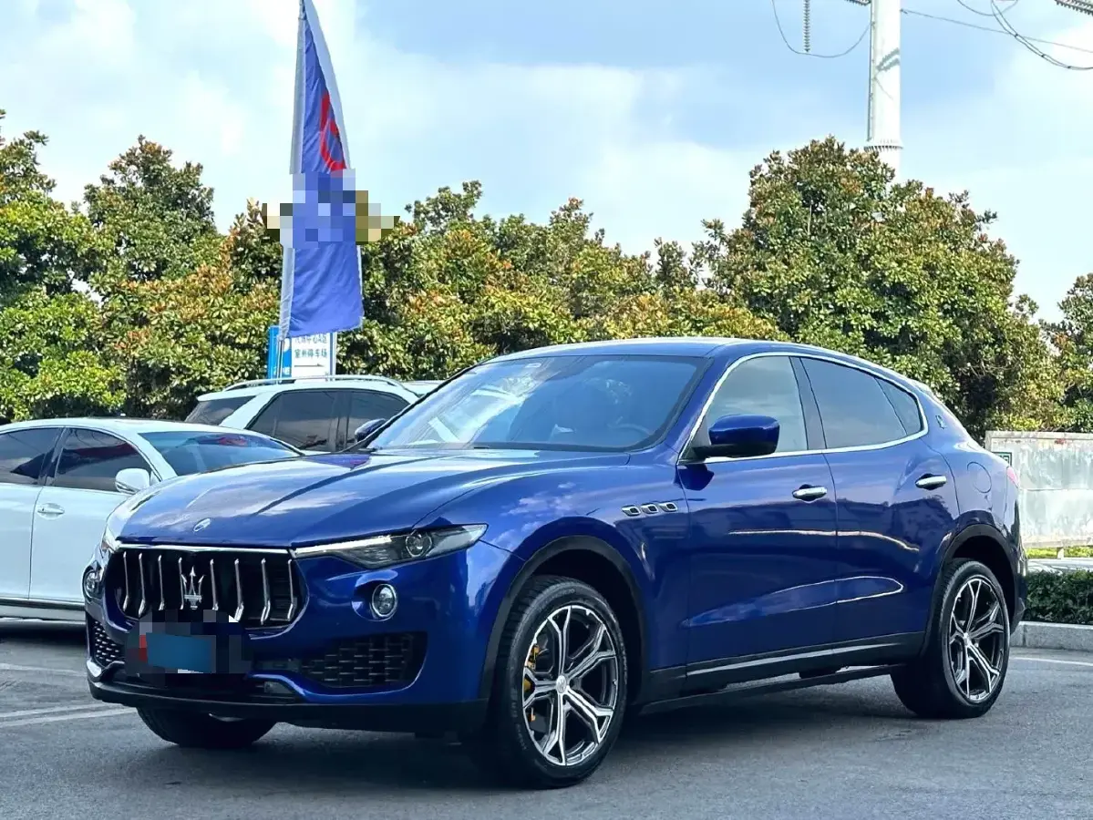 2018 Maserati Levante 3.0T 350HP V6 8AT