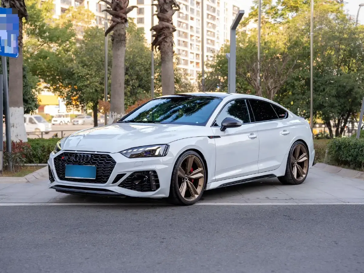 2022 Audi RS 5 2.9T 450HP V6 8AT