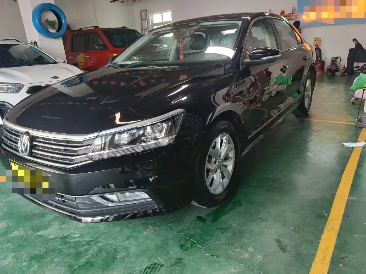 2017 Volkswagen Passat 1.4T 150HP L4 7DCT