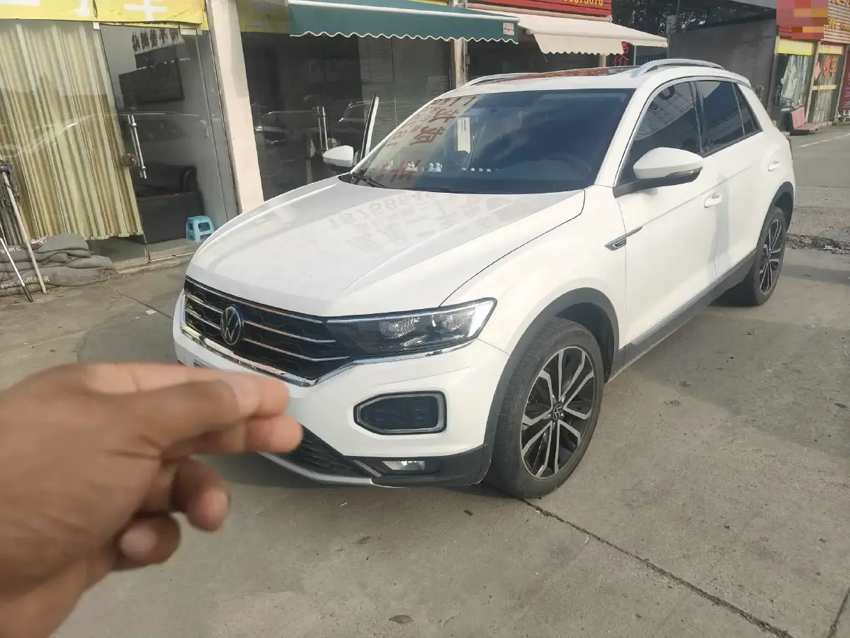 2022 Volkswagen T-Roc 1.4T 150HP L4 7DCT