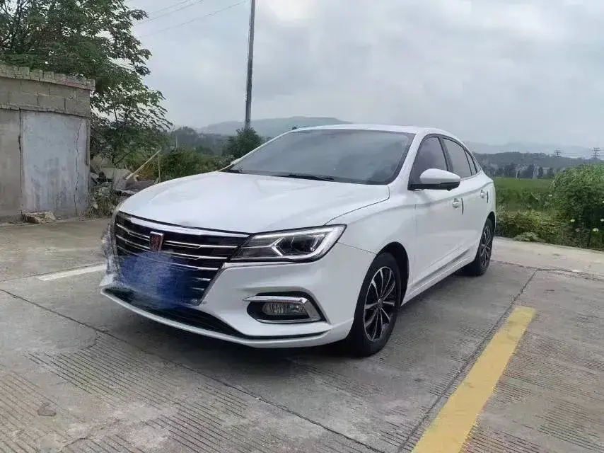 2019 Roewe i5 1.5L 120HP L4 CVT