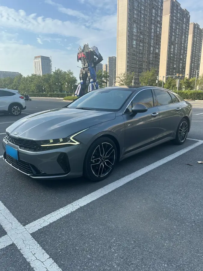 2021 Kia K5 2.0T 240HP L4 8AT