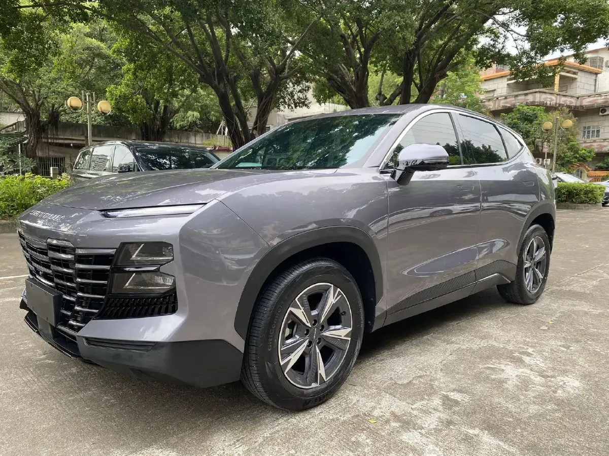 2023 Jetour DASHING 1.5T 156HP L4 6DCT