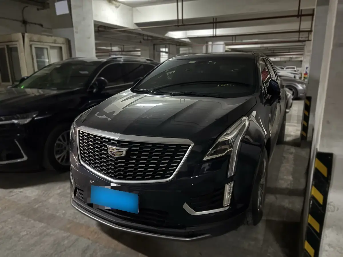 2021 Cadillac XT5 2.0T 237HP L4 9AT