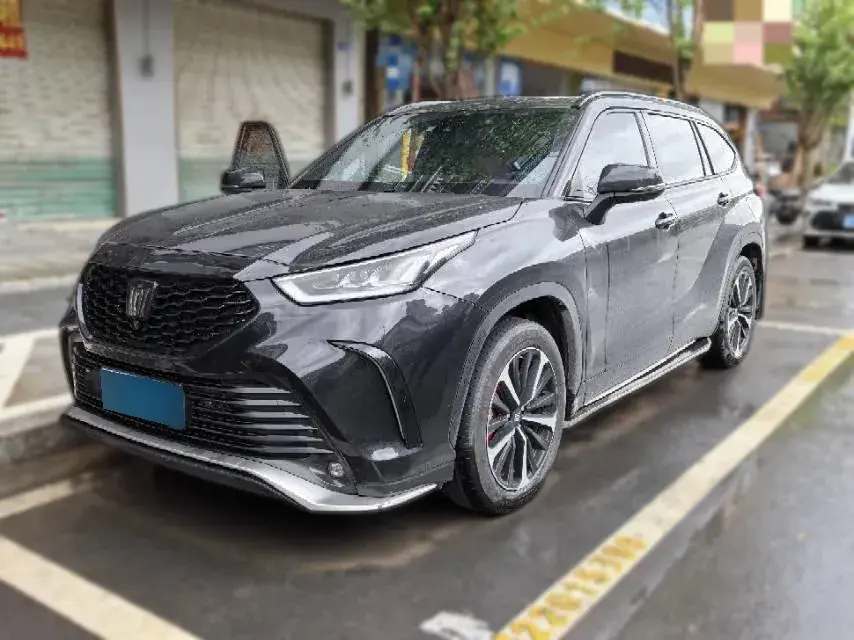 2022 Toyota Crown Kluger 2.0T 248HP L4 8AT