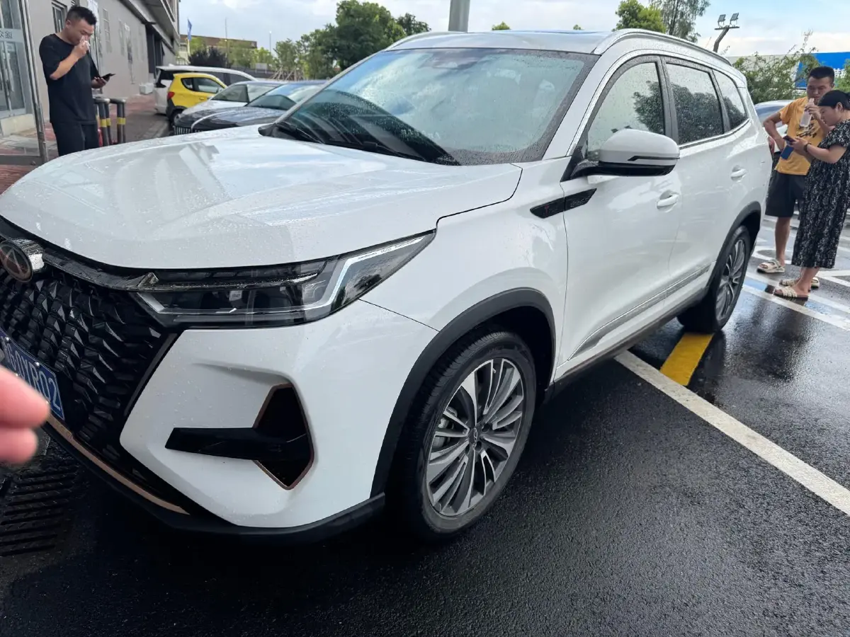 2024 Chery Tiggo 8 PRO 2.0T 254HP L4 7DCT