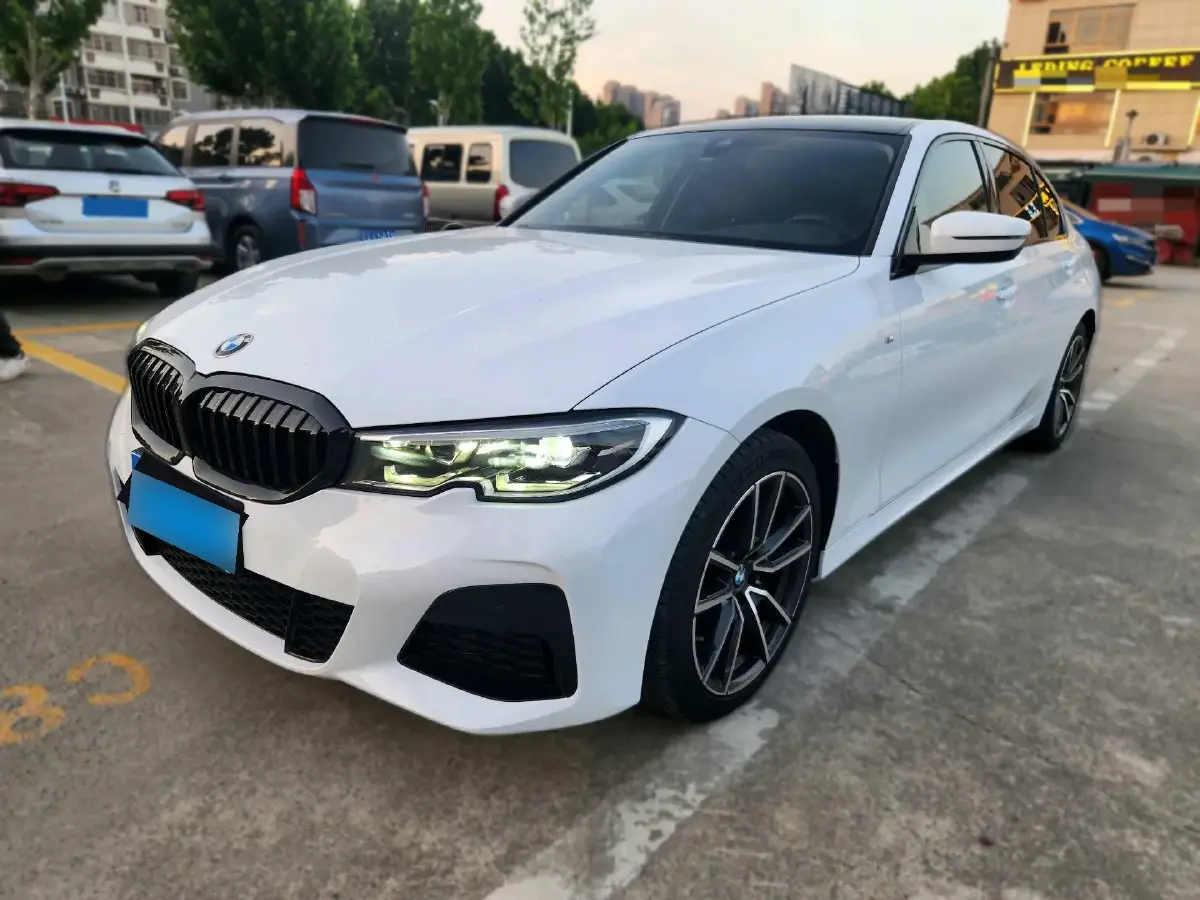 2021 BMW 3 Series 2.0T 184HP L4 8AT
