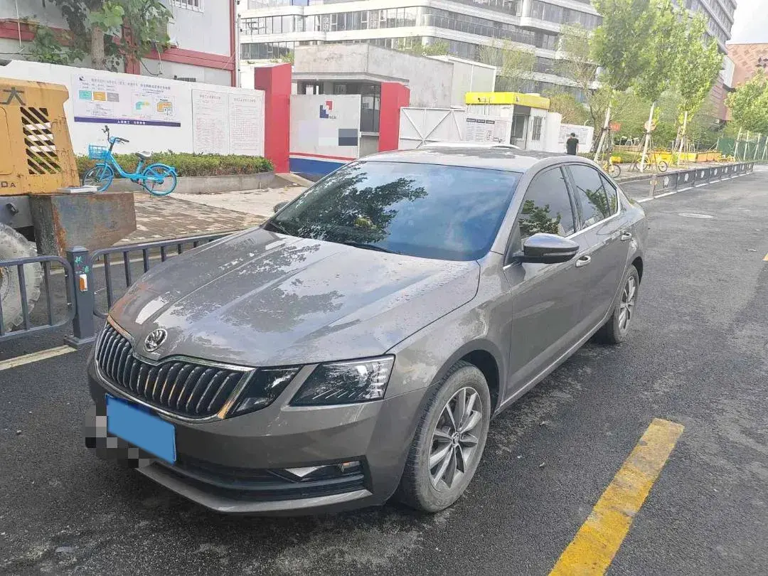 2022 Skoda Octavia 1.5L 113HP L4 6AT