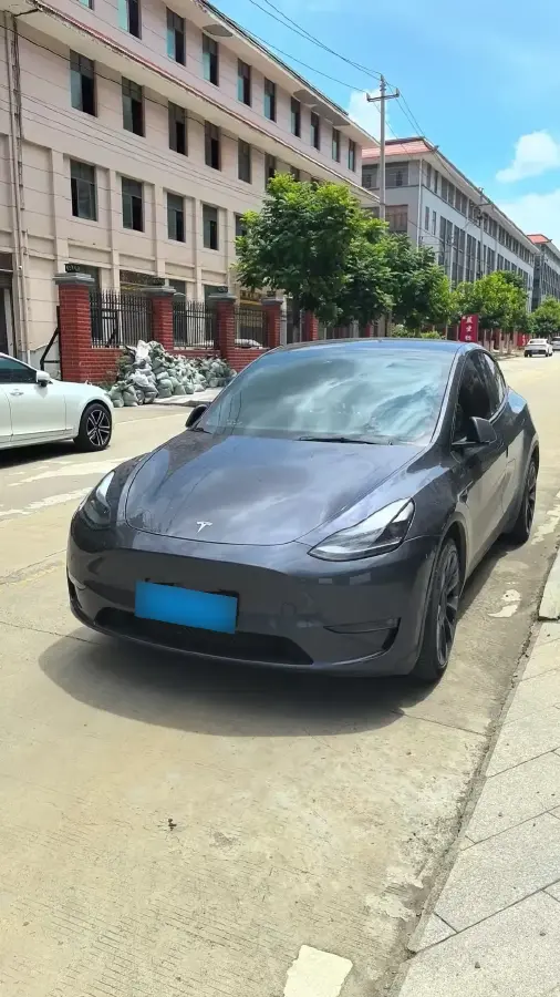2022 Tesla Model Y BEV 78.4KWH