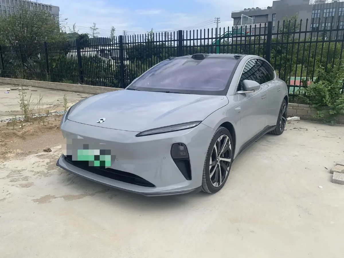 2024 NIO ET5 BEV 75KWH