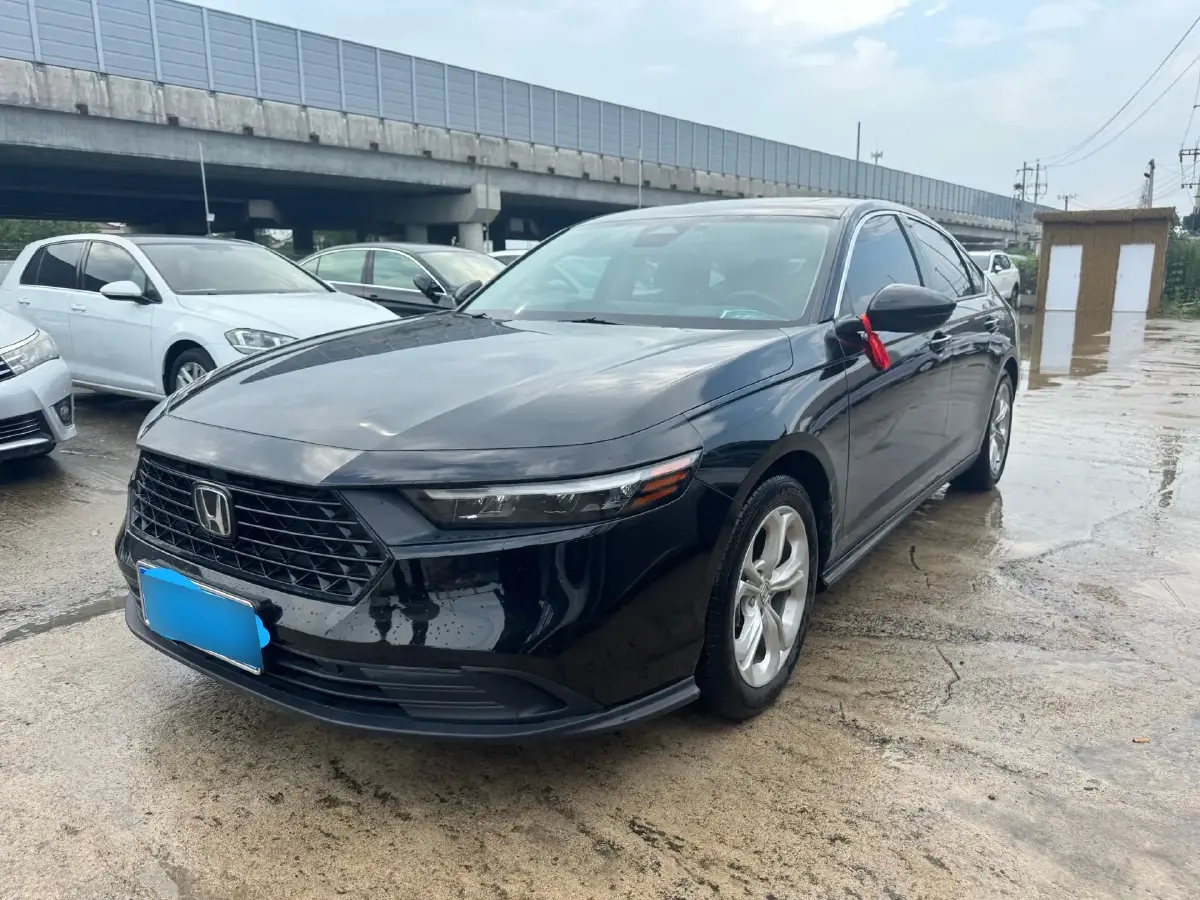 2023 Honda Accord 1.5T 192HP L4 CVT