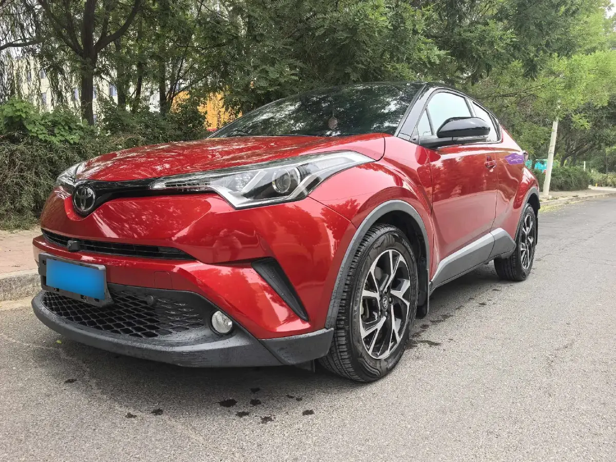 2018 Toyota C-HR 2.0L 171HP L4 CVT