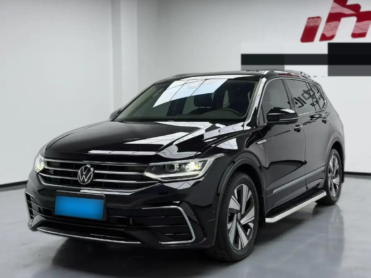 2023 Volkswagen Tiguan L 2.0T 186HP L4 7DCT