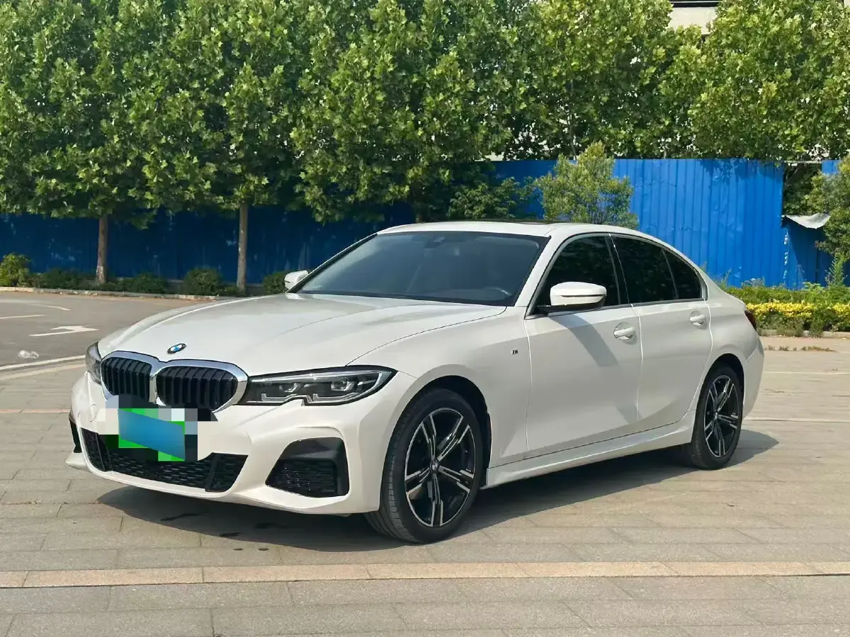 2022 BMW 3 Series 2.0T 184HP L4 8AT