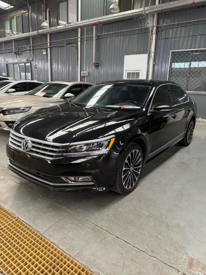 2017 Volkswagen Passat 1.8T 180HP L4 7DCT
