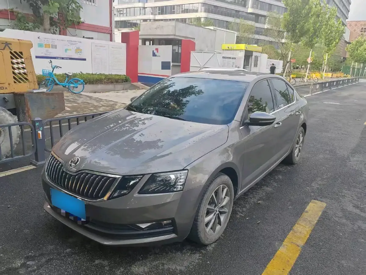 2022 Skoda Octavia 1.5L 113HP L4 6AT