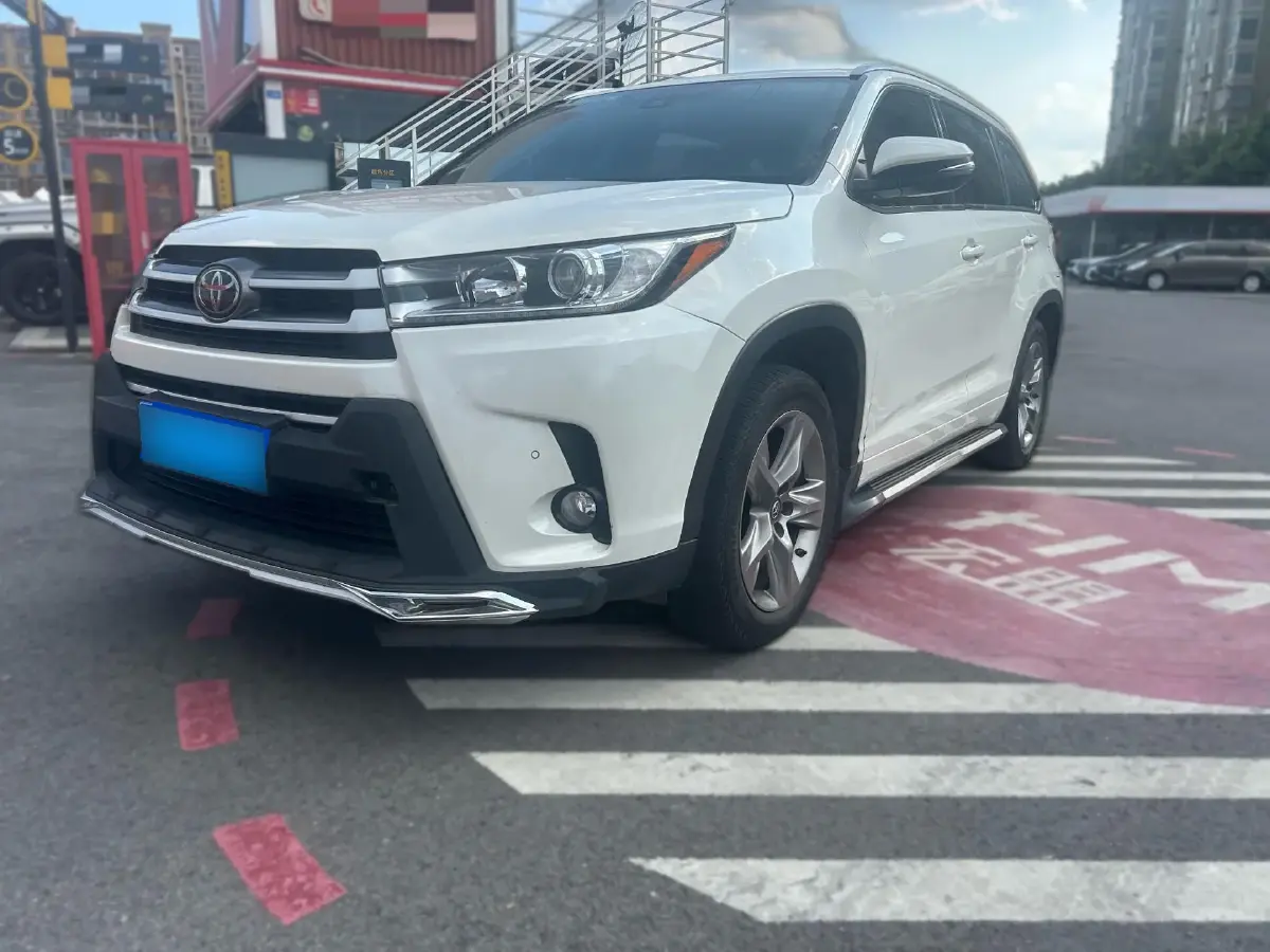 2018 Toyota Highlander 2.0T 220HP L4 6AT